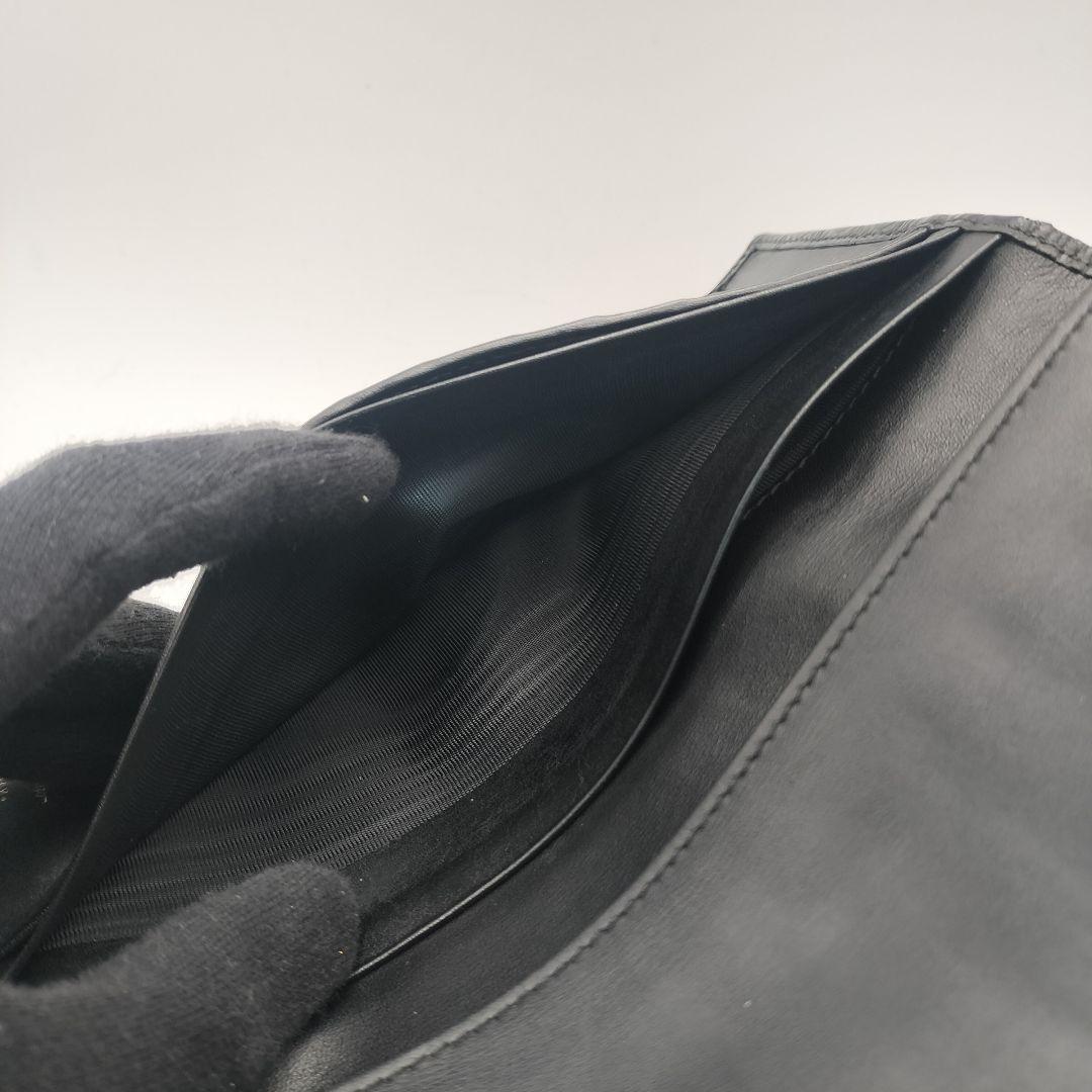 ◎サルヴァトーレフェラガモ　長財布　財布　ガンチーニ型押し　ブラック