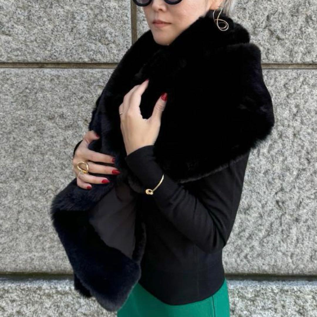 未使用 タグ付き JENNE ジェンヌ リッチボリュームファーケープ ブラック