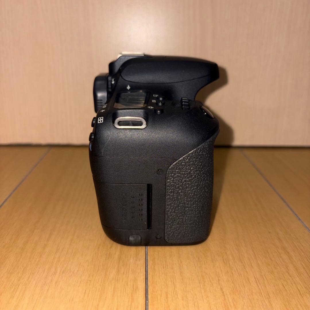 Canon EOS 9000D レンズ2本付き