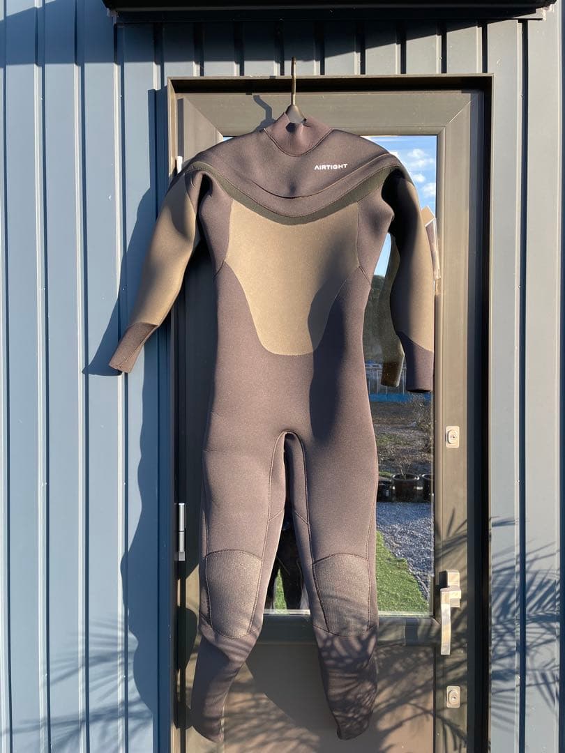 新品　AIRTIGHT ドライスーツ フルスーツ 5/3 ムラスポ　冬用