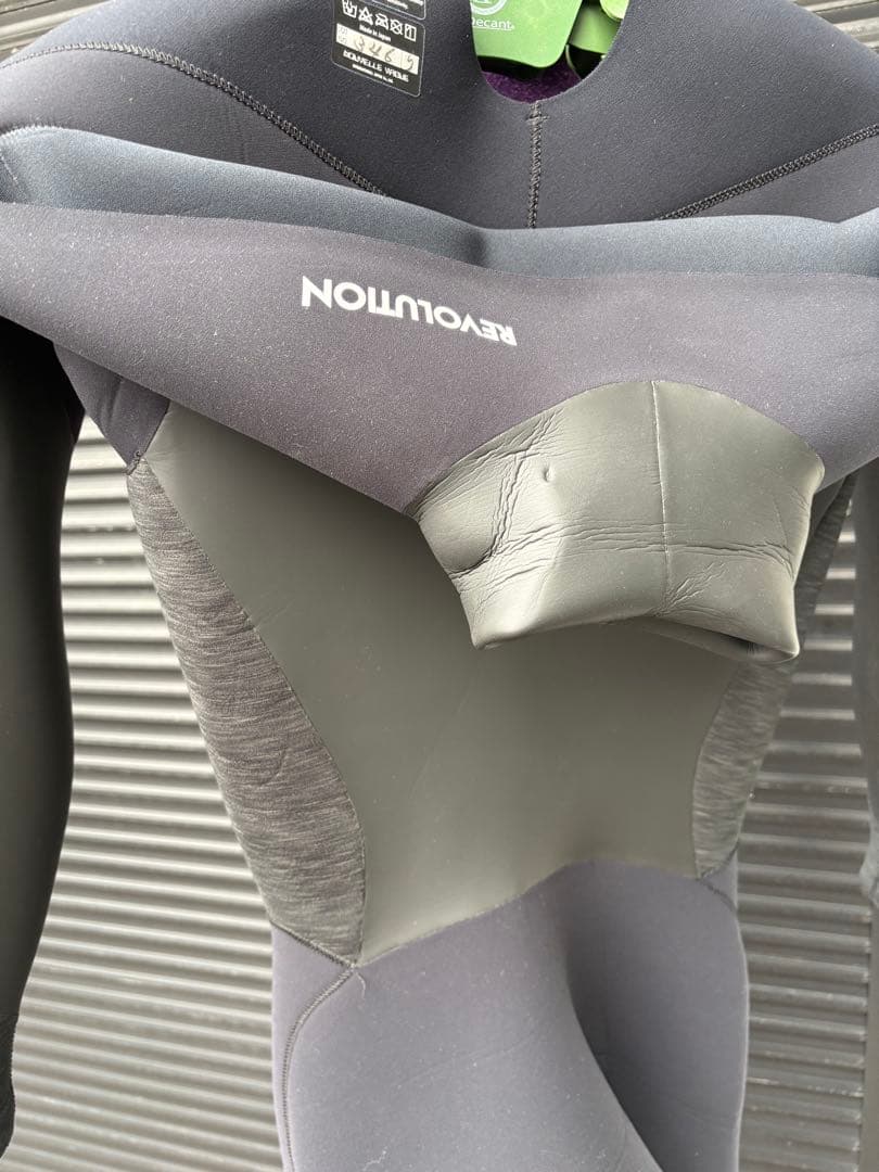 REVOLUTION レボリューション セミドライ・フルスーツ【L〜XL・美品】