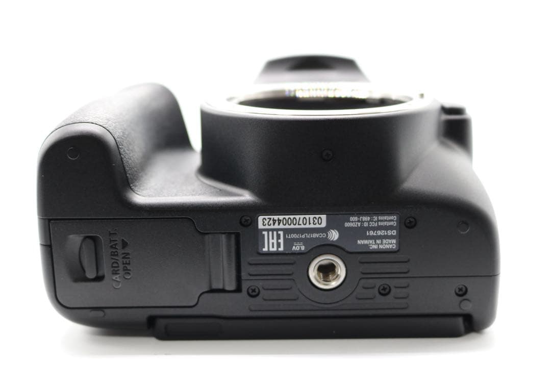 新品級 【Canon EOS Kiss X10 ダブルレンズセット】 安心保証◎