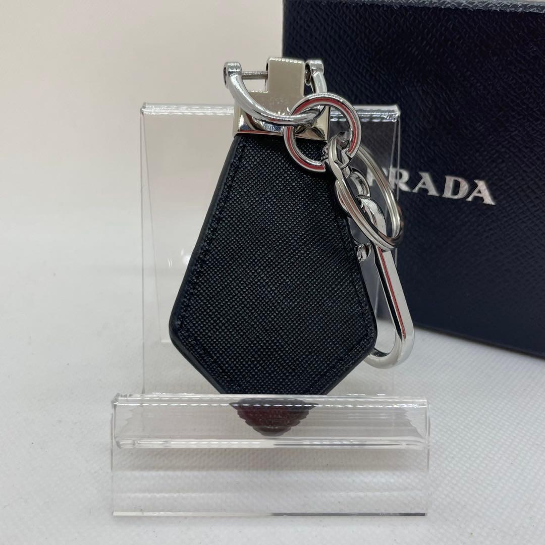【未使用級】プラダ ノベルティ キーホルダー チャーム サフィアーノレザー 黒