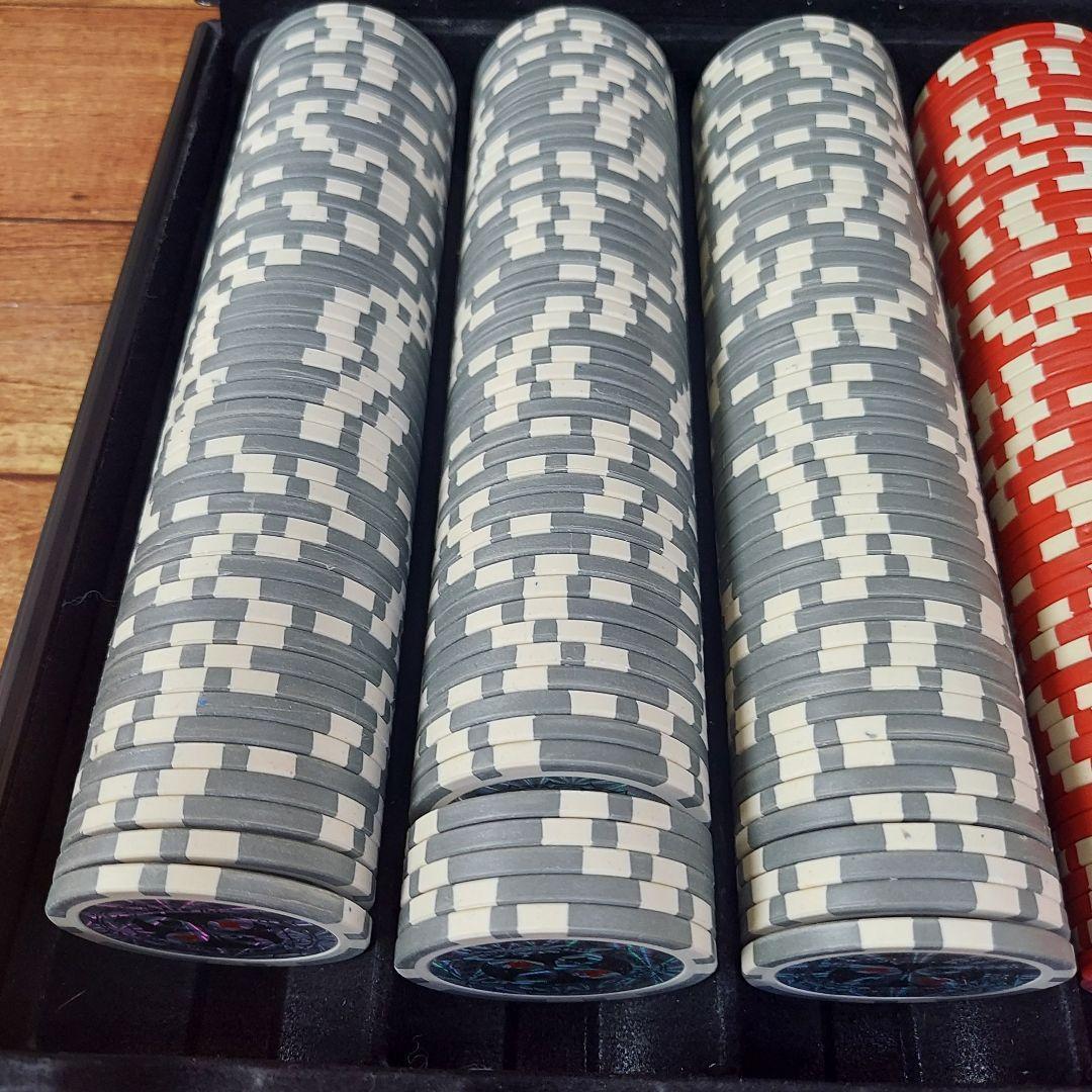 ポーカーセット　THE ULTIMATE POKER CHIP 約500枚
