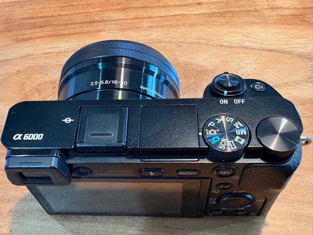 SONY α6000（望遠レンズ無し）ILCE-6000