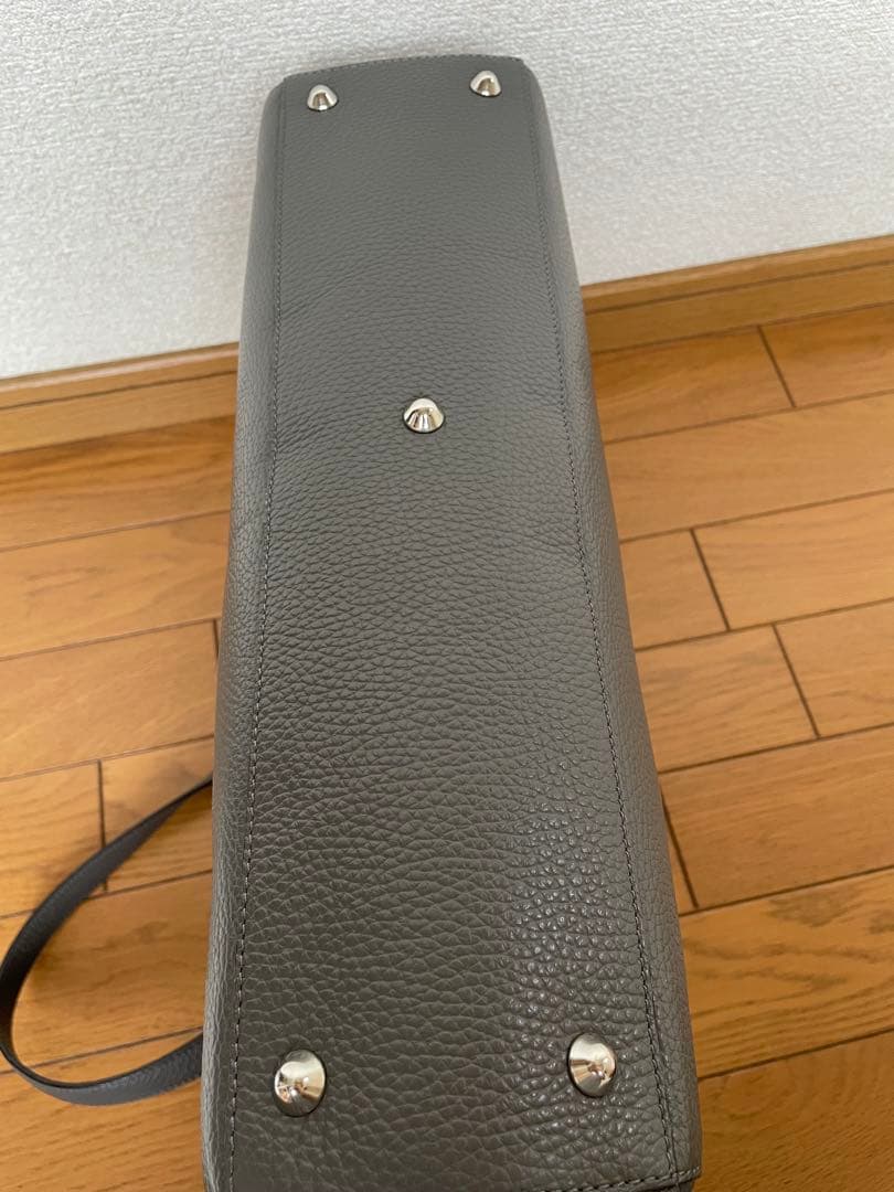 ATELIER LAVA 牛革トートバッグ