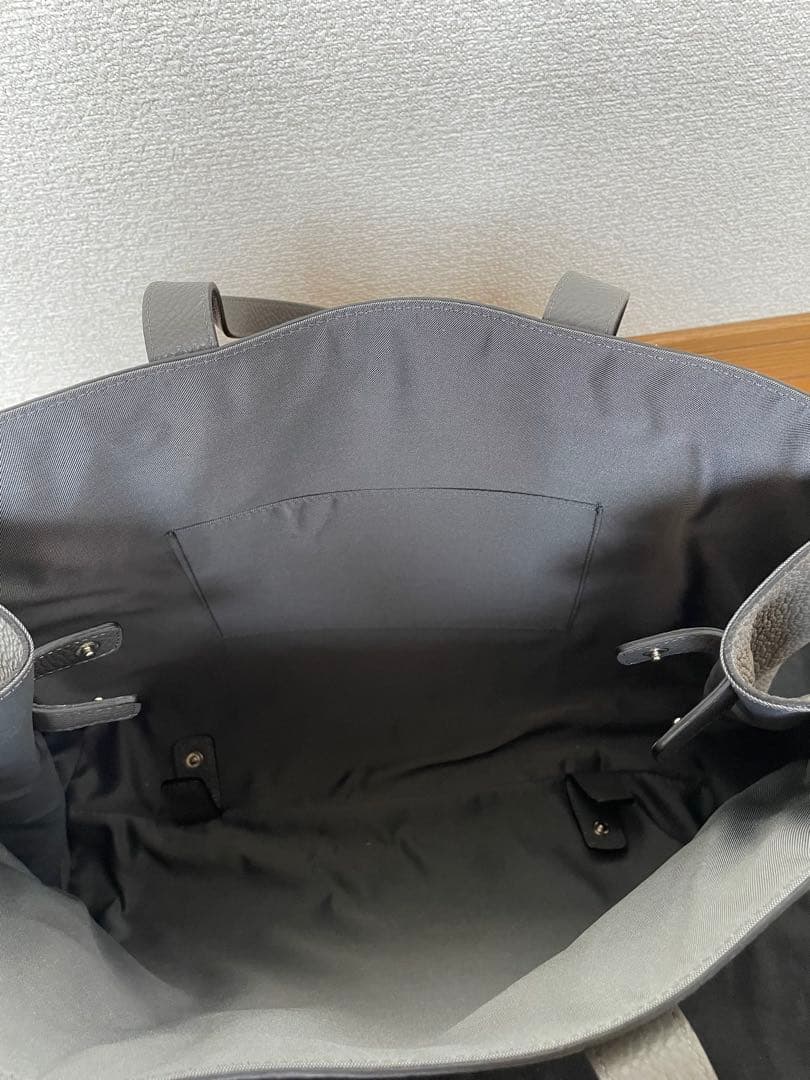 ATELIER LAVA 牛革トートバッグ