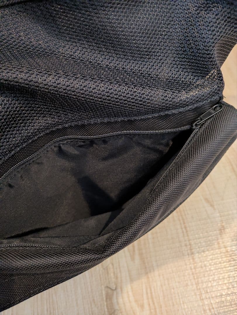 SLOW スロウ リュック・バックパック