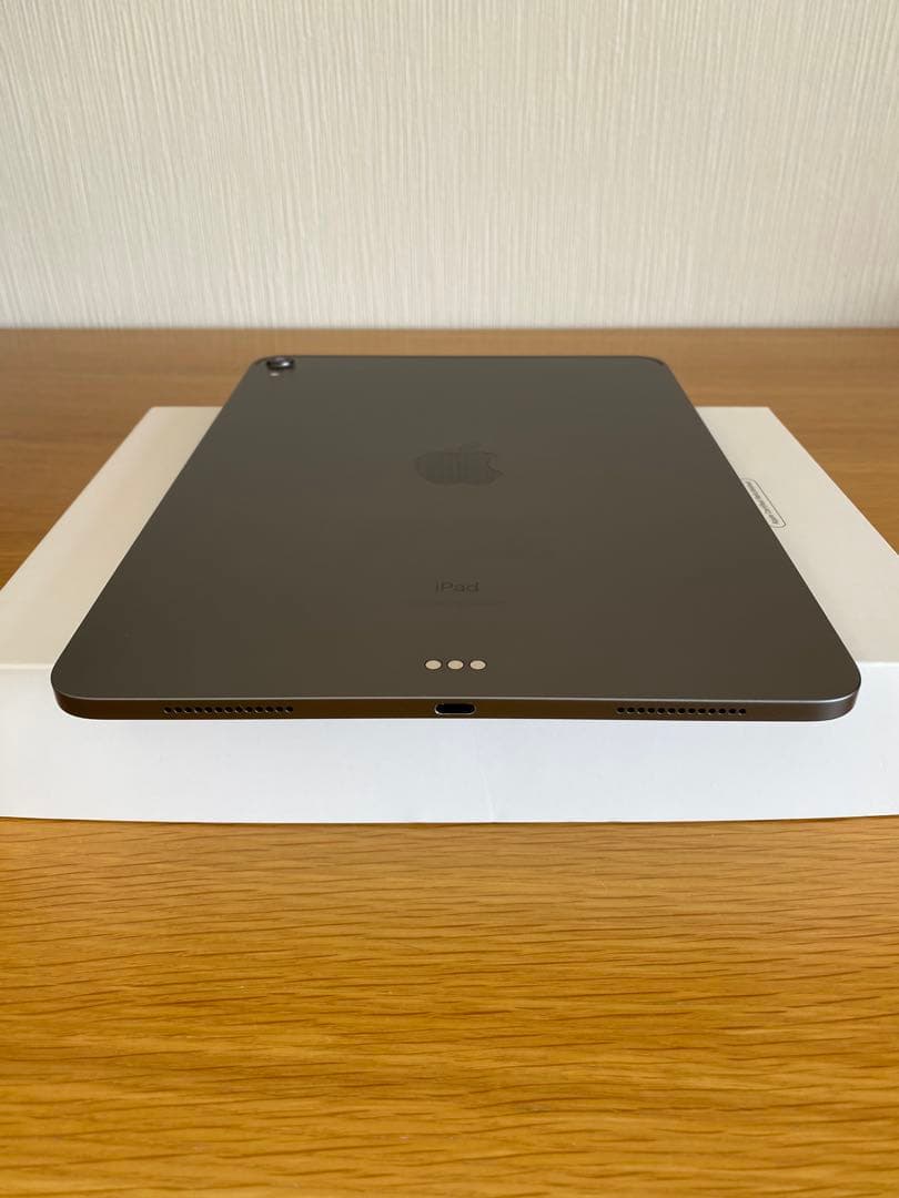 iPad Pro 11インチ　未使用に近い　iPad本体　Aランク