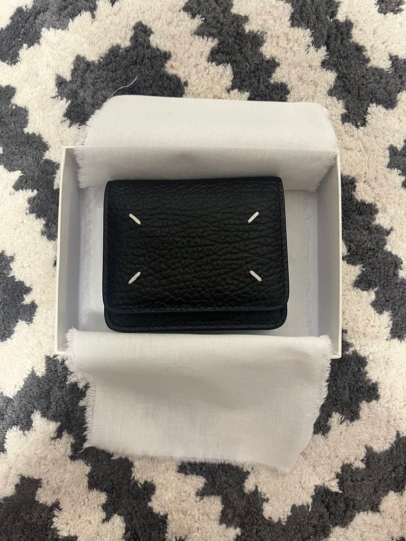 美品 メゾンマルジェラ チェーンウォレット ブラック 財布