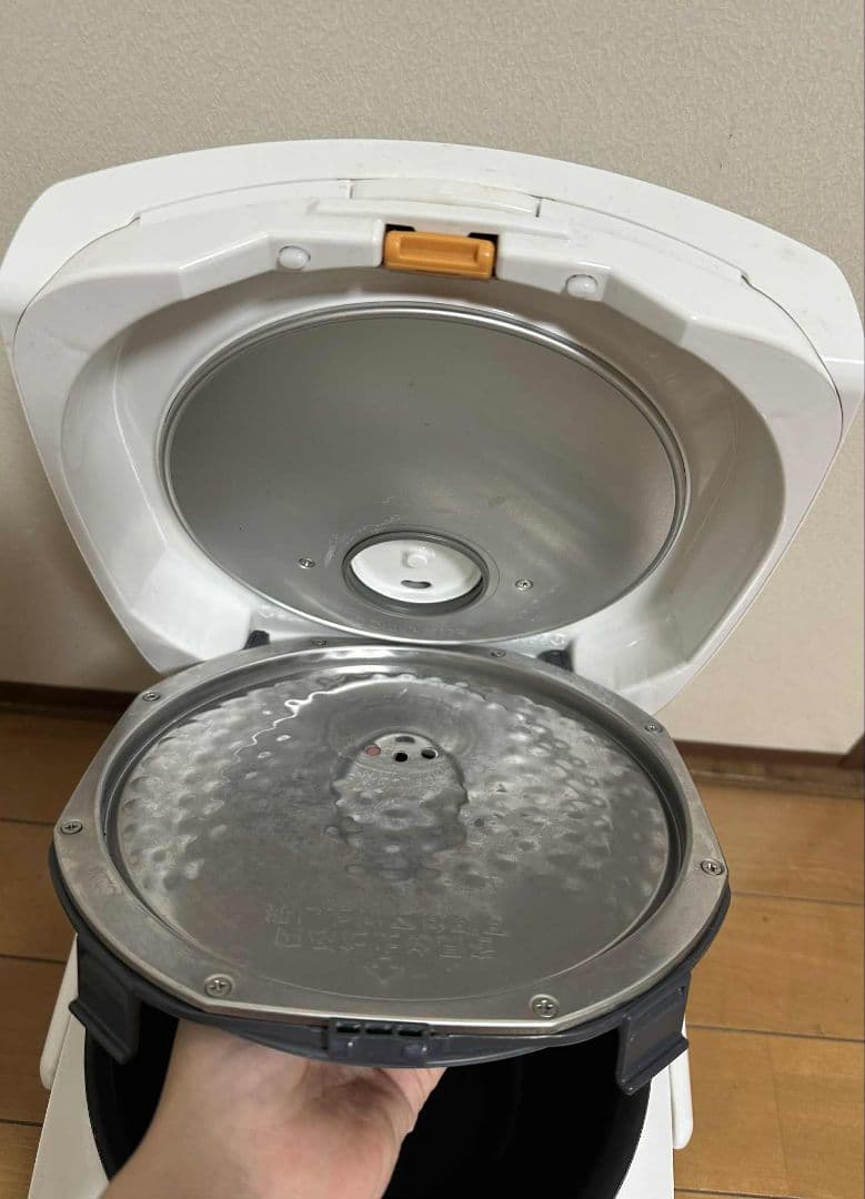 象印 IH炊飯ジャー NW-VD10 5.5合 ホワイト　2023年製