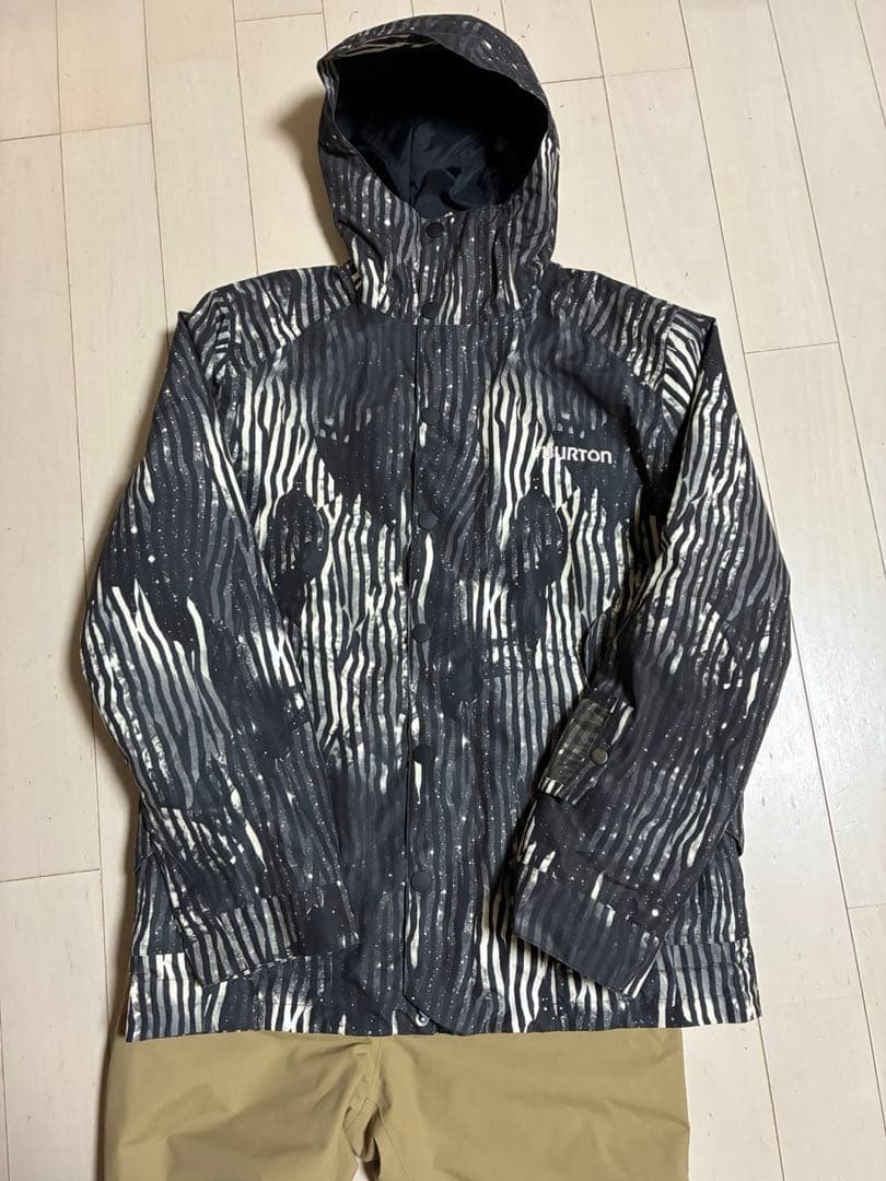 Burton スキーウェア上下セット