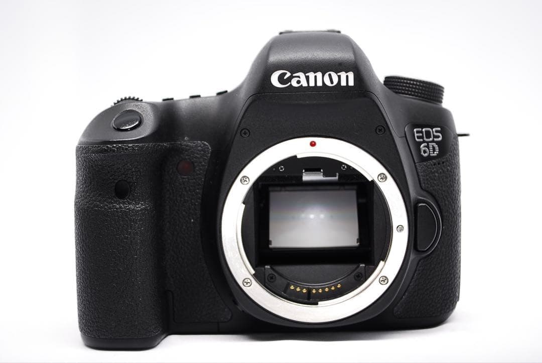 軽量フルサイズ機✨Canon EOS 6D✨ボケ感を楽しむ✨一眼レフカメラ✨