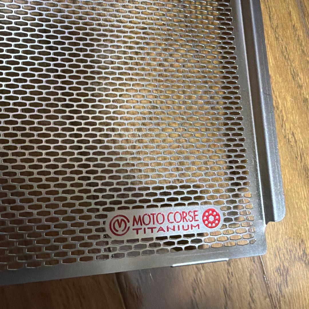 モトコルサ　チタンラジエーターガード　KATANA GSX-S1000 軽量
