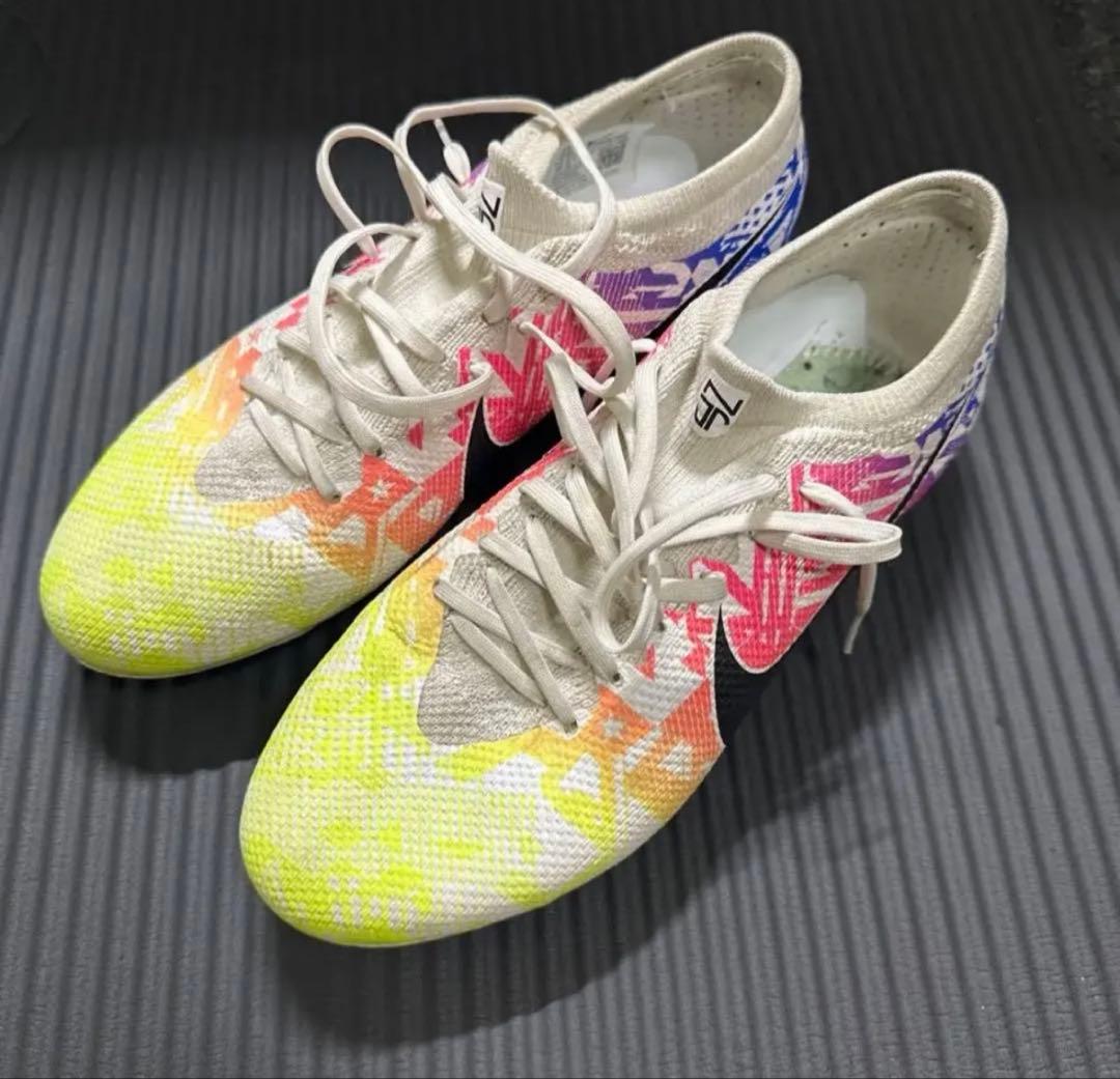 あ*や様 NIKE ナイキ サッカースパイク マーキュリアル