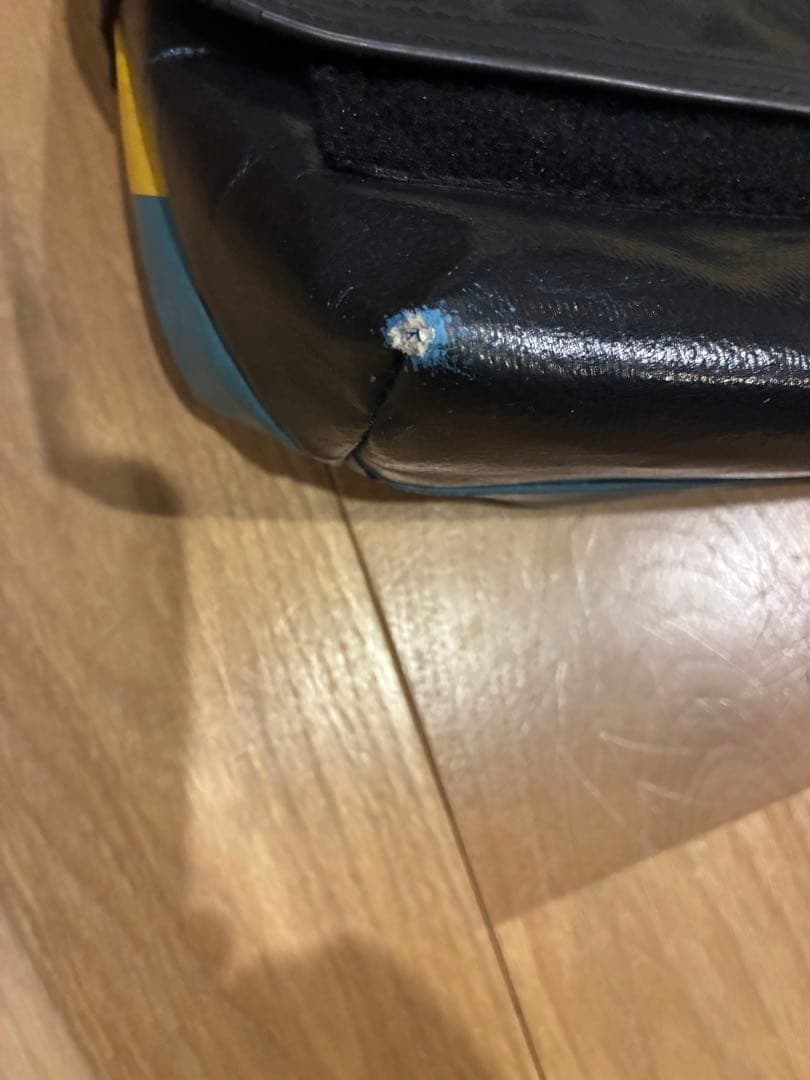 FREITAG メッセンジャーバッグ ブラック/イエロー/ターコイズ