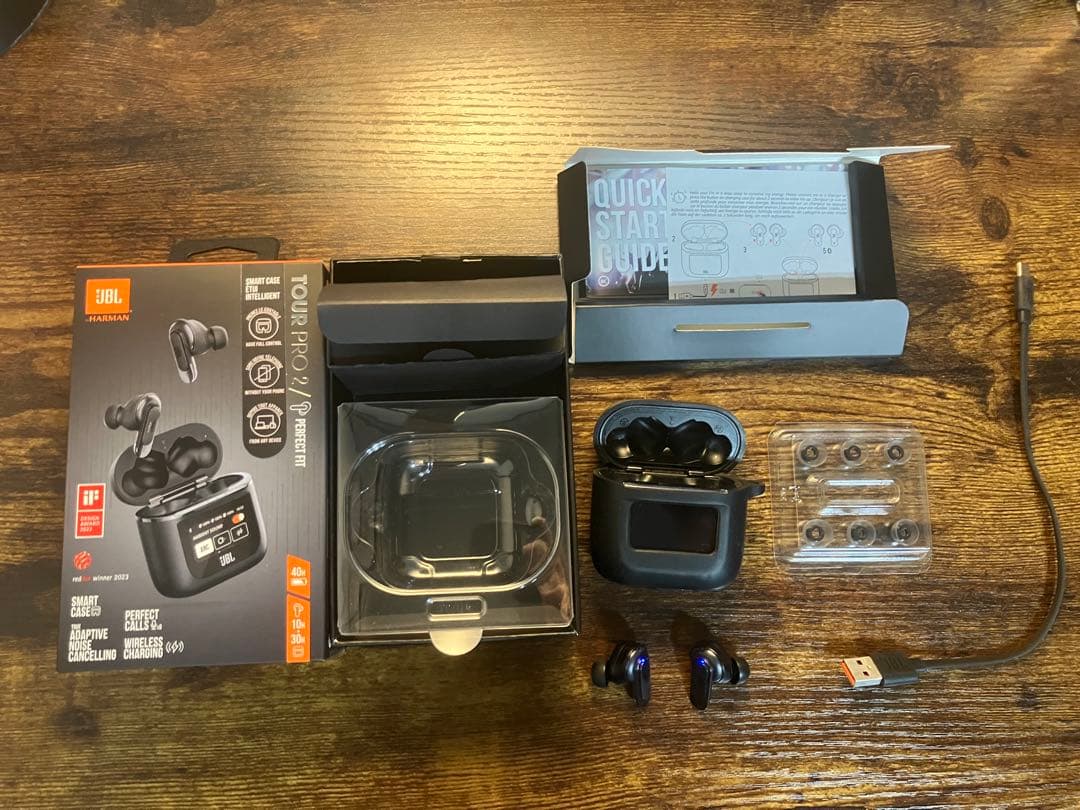 JBL TOUR PRO 2 ワイヤレスイヤホン　※12/26限定値下げ