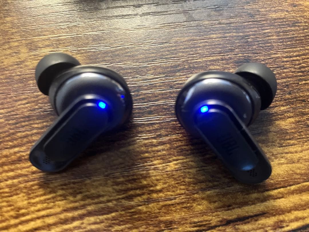 JBL TOUR PRO 2 ワイヤレスイヤホン　※12/26限定値下げ