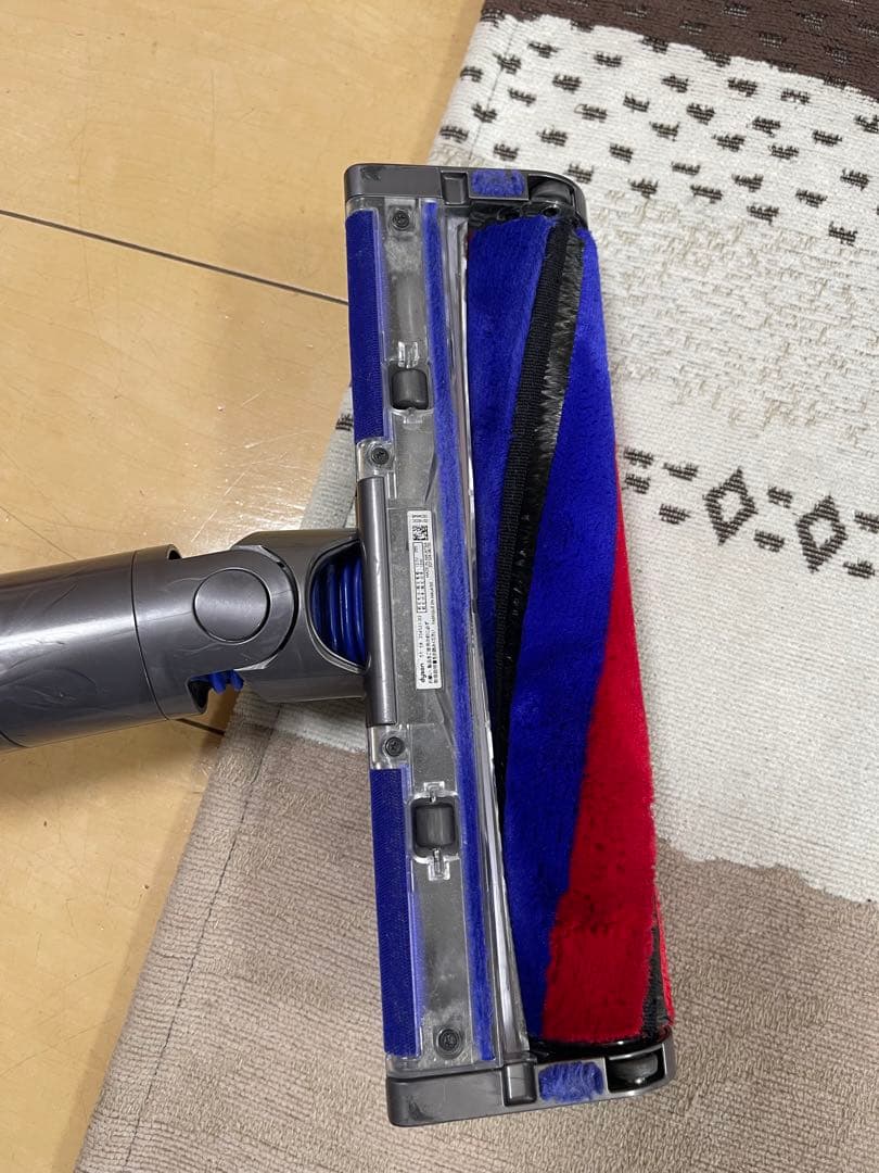 【美品】ダイソン digital slim SV18 スタンド付け　エコー45分