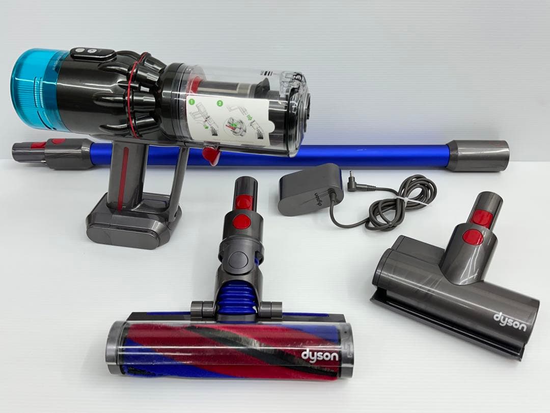 中古　格安　ダイソン　掃除機　SV21 本体　ヘッド　パイプ　純正バッテリー付き