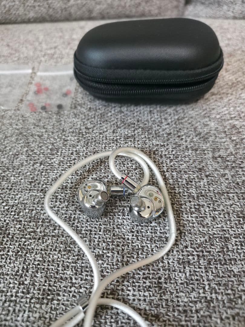 SIMGOT EA500 +JSHiFi銀月4.4mmバランスケーブル