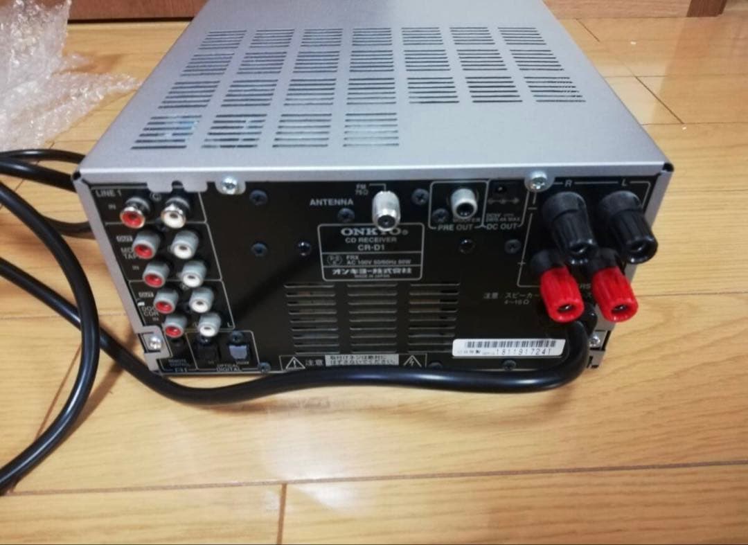 ONKYO CDプレーヤー シルバー CR-D1ミニコンポ