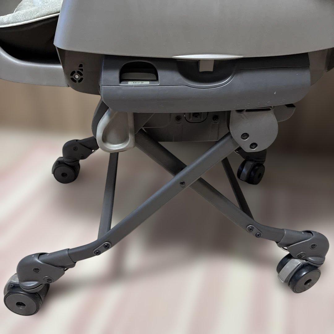 Combi ネムリラ AUTO SWING BEDi おやすみドーム EG