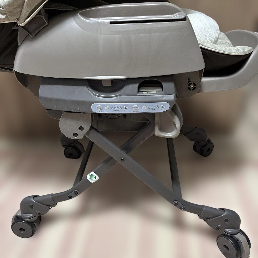 Combi ネムリラ AUTO SWING BEDi おやすみドーム EG