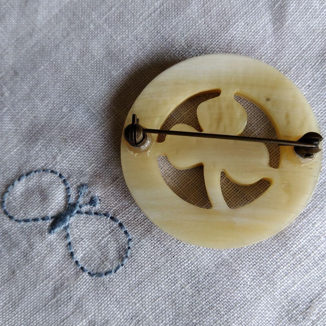 ミナペルホネン　クローバー　ブローチ