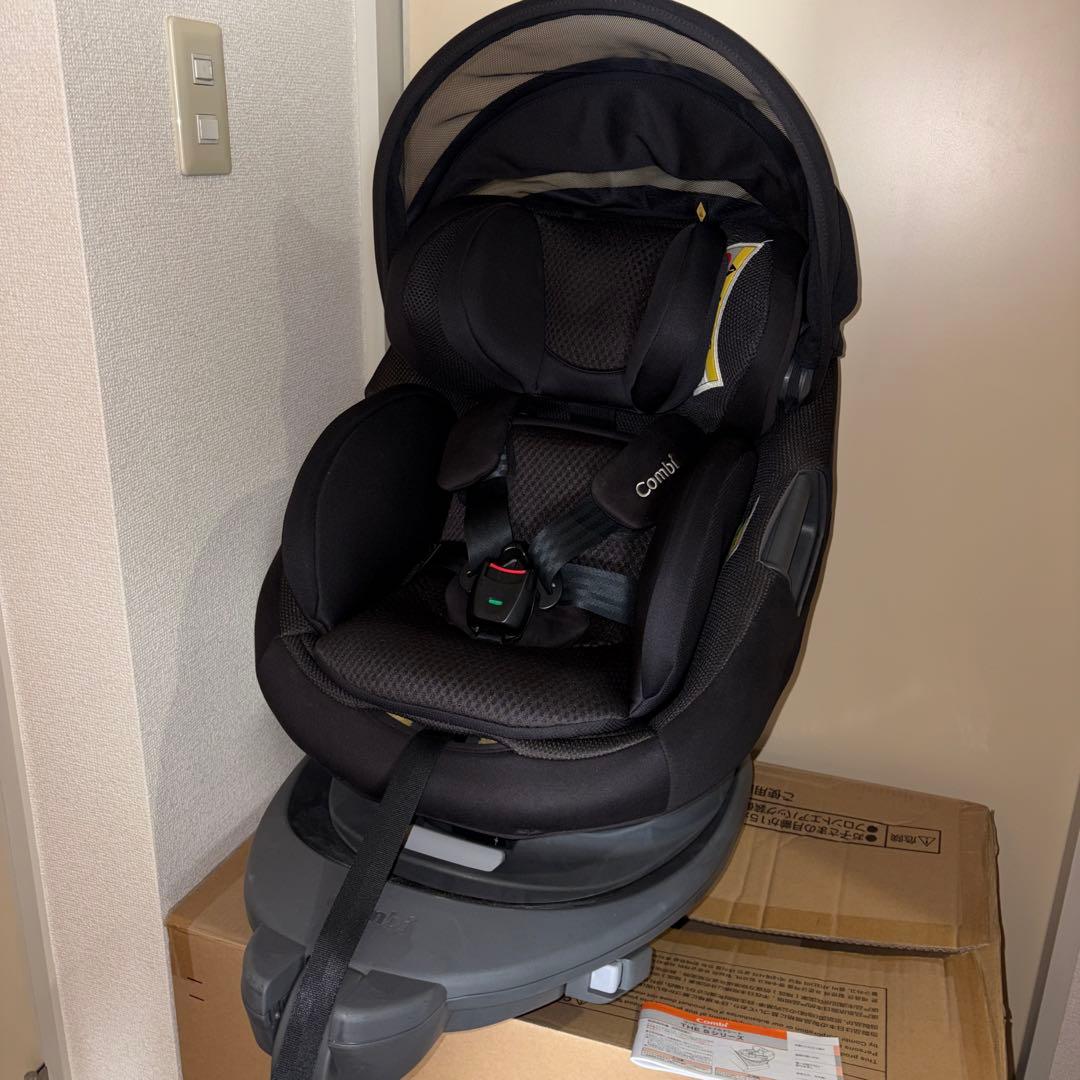 Combi チャイルドシート THE S ISOFIX plus