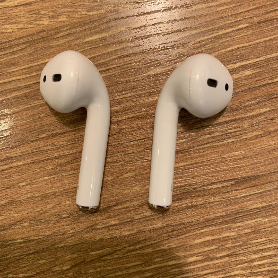 Apple AirPods ※傷あり