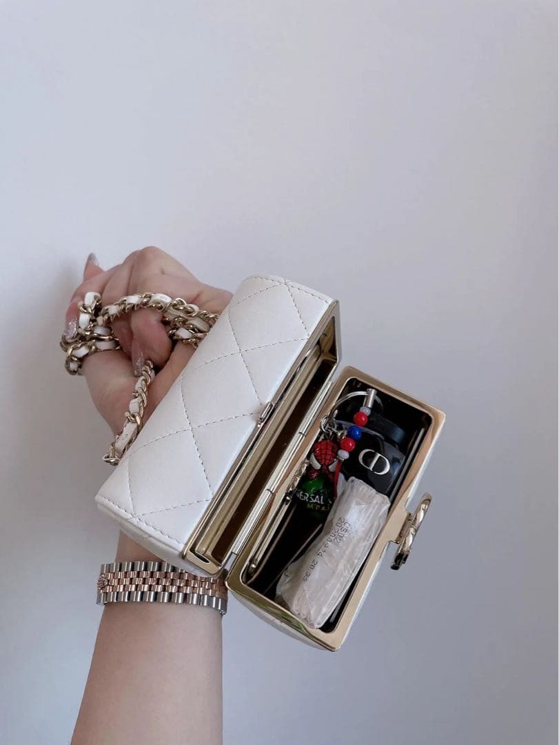 CHANEL ホワイト ミニバッグ