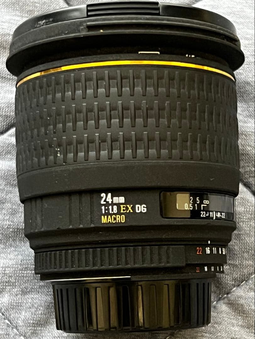 シグマ24mm f1.8 ASPHERICAL EXDG MACRO Fマウント