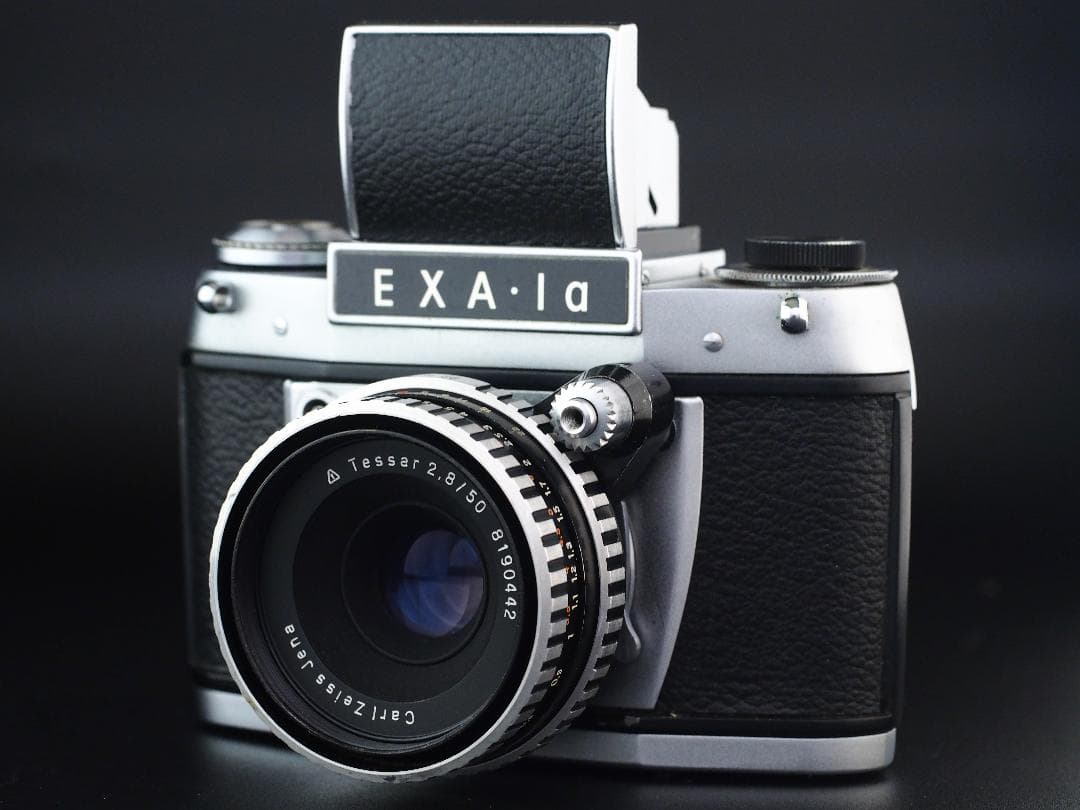 フィルムカメラ PENTACON EXA 1a / ZEISS TESSAR 50mm f2.8