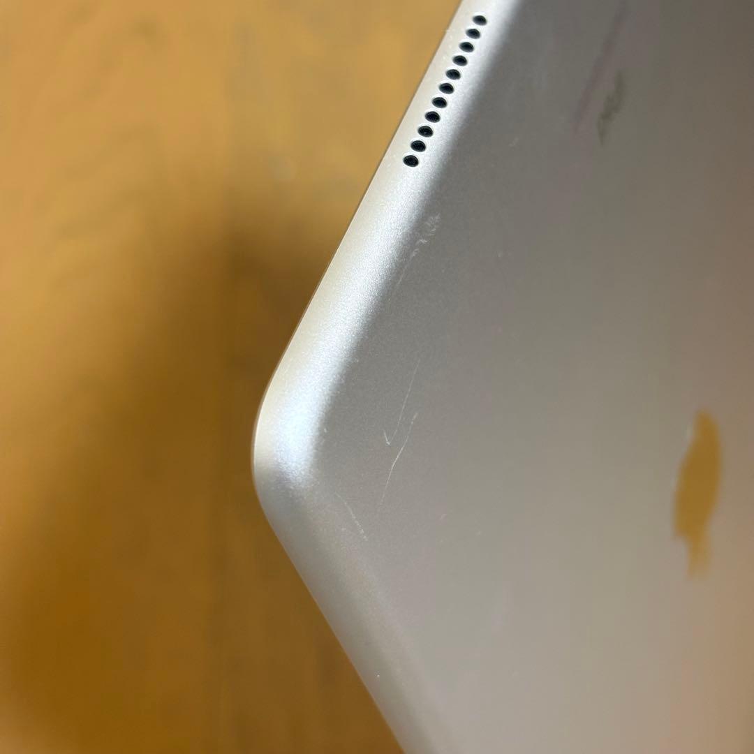 Apple iPad Air 第三世代シルバー バッテリー100%