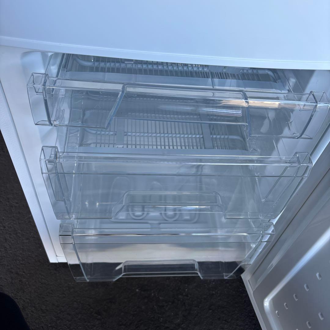 アイリスオーヤマ中古冷凍冷蔵庫 142L 2023年 形名IRSD-14A-W