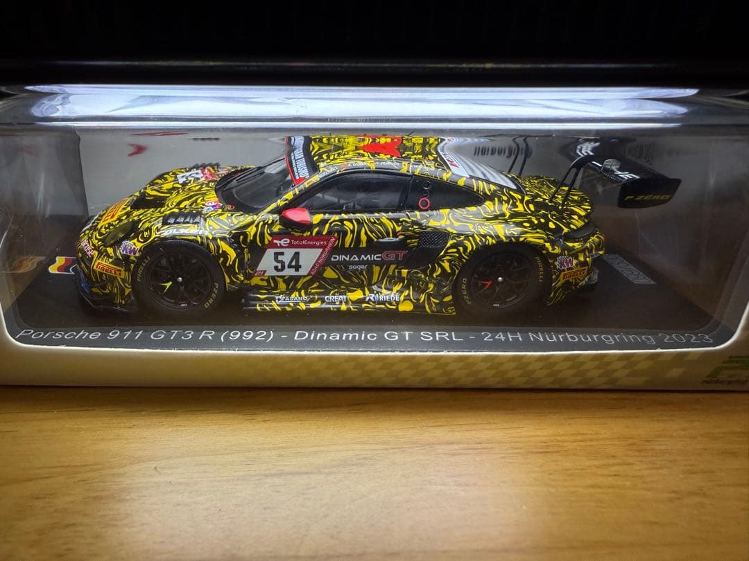 ミニカー 1/43 Dinamic GT Porsche 911 GT3 R #54