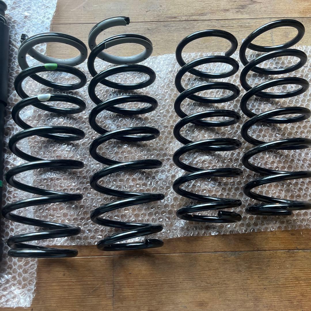 ※明日削除予定　ジムニー　シエラ　JB74 サスペンション　スプリング一式