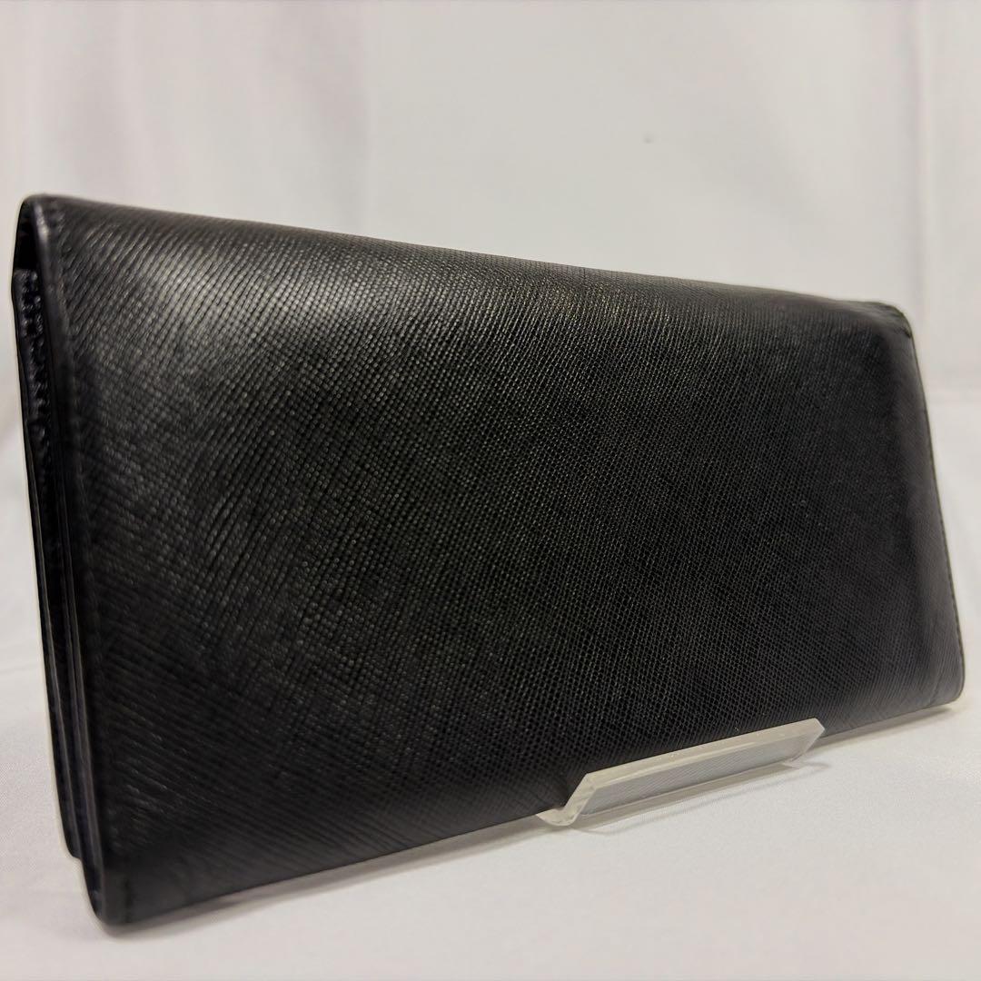 【極美品】プラダ 長財布 三角ロゴ サフィアーノ レザー 黒 Wホック