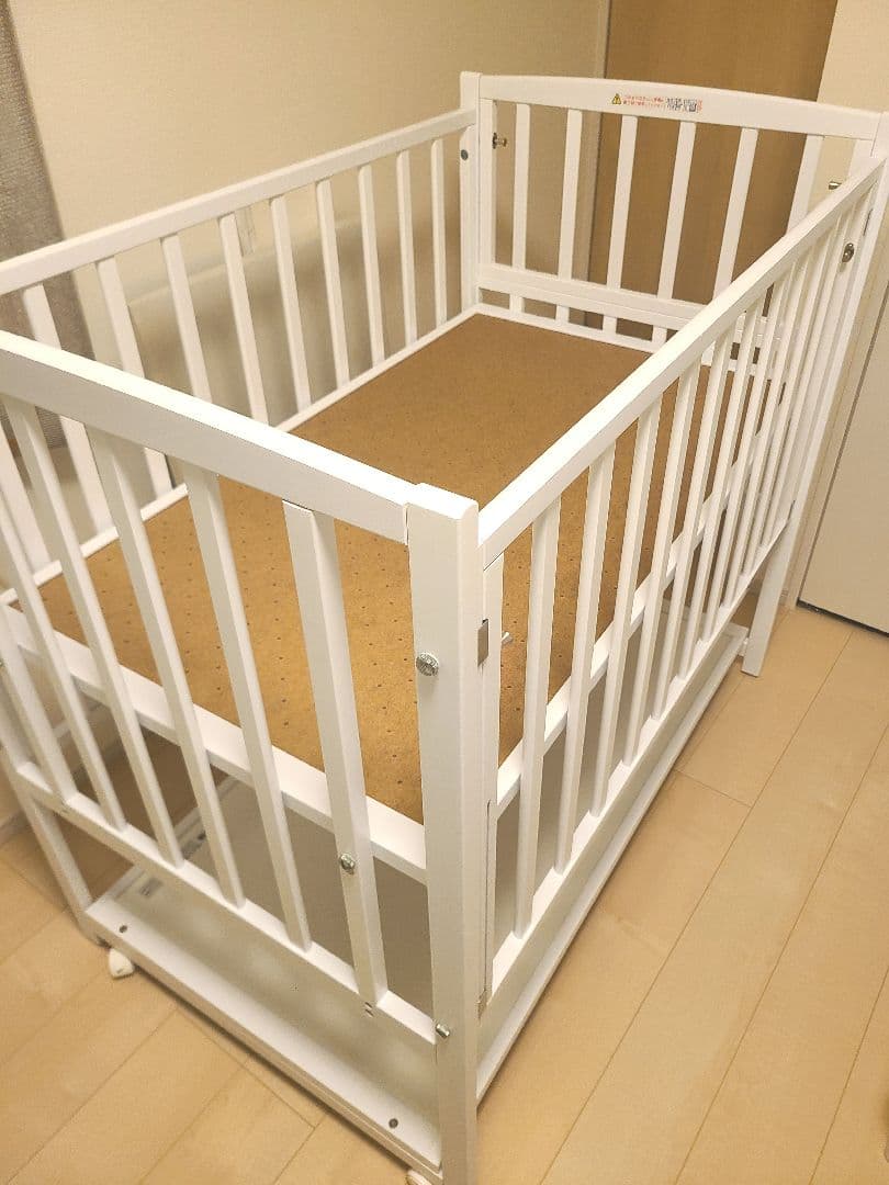 送料込ヤマサキ　ツーオープン　ハイタイプ　ベビーベット　ホワイト　DY-212W