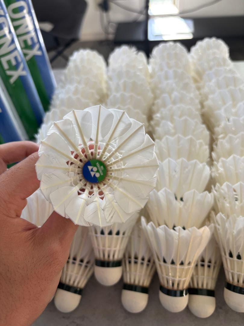 YONEX バドミント（ノックシャトル）エアロセンサ700 /ニューオフィシャル