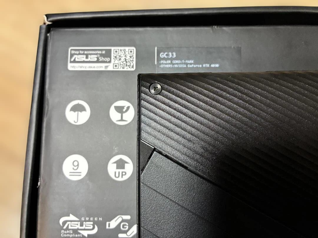 グラフィックボード・グラボ・ビデオカード ROG XG Mobile GC33Y(RTX4090Laptop)