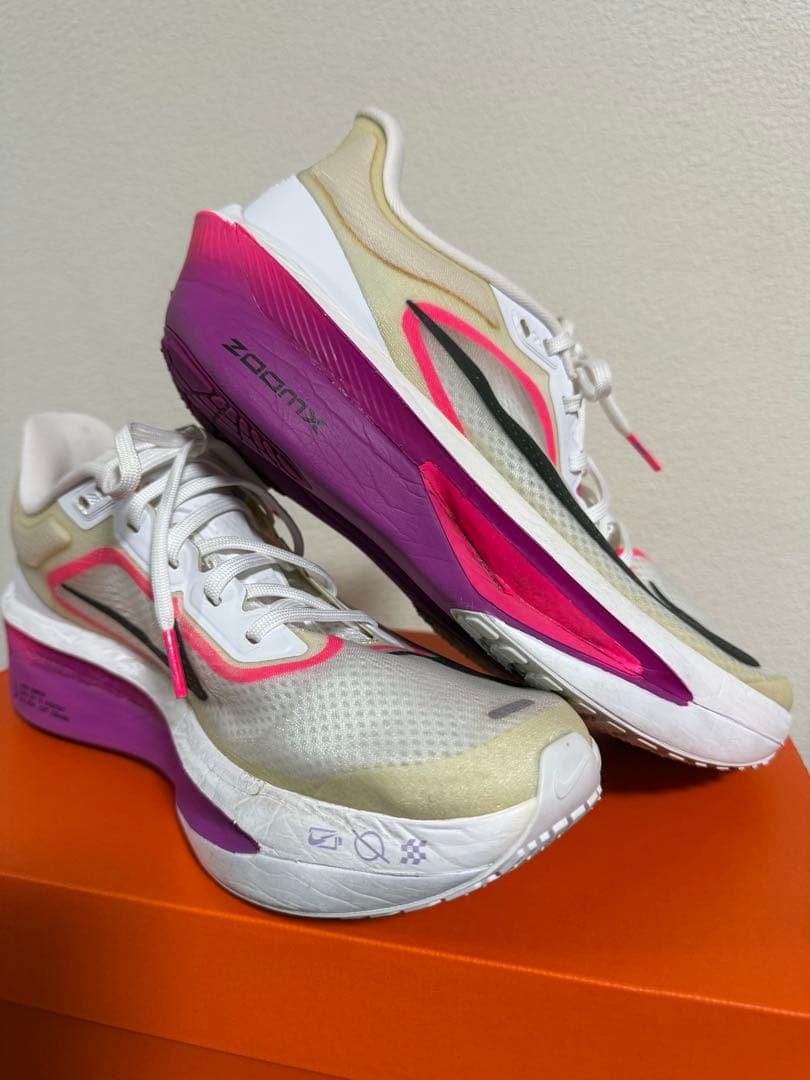 NIKE ズームフライ6　ホワイト/ピンク25.5cm