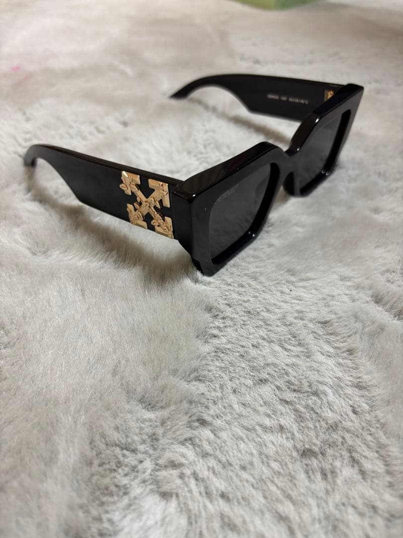 Off-White Catalina サングラス ブラック