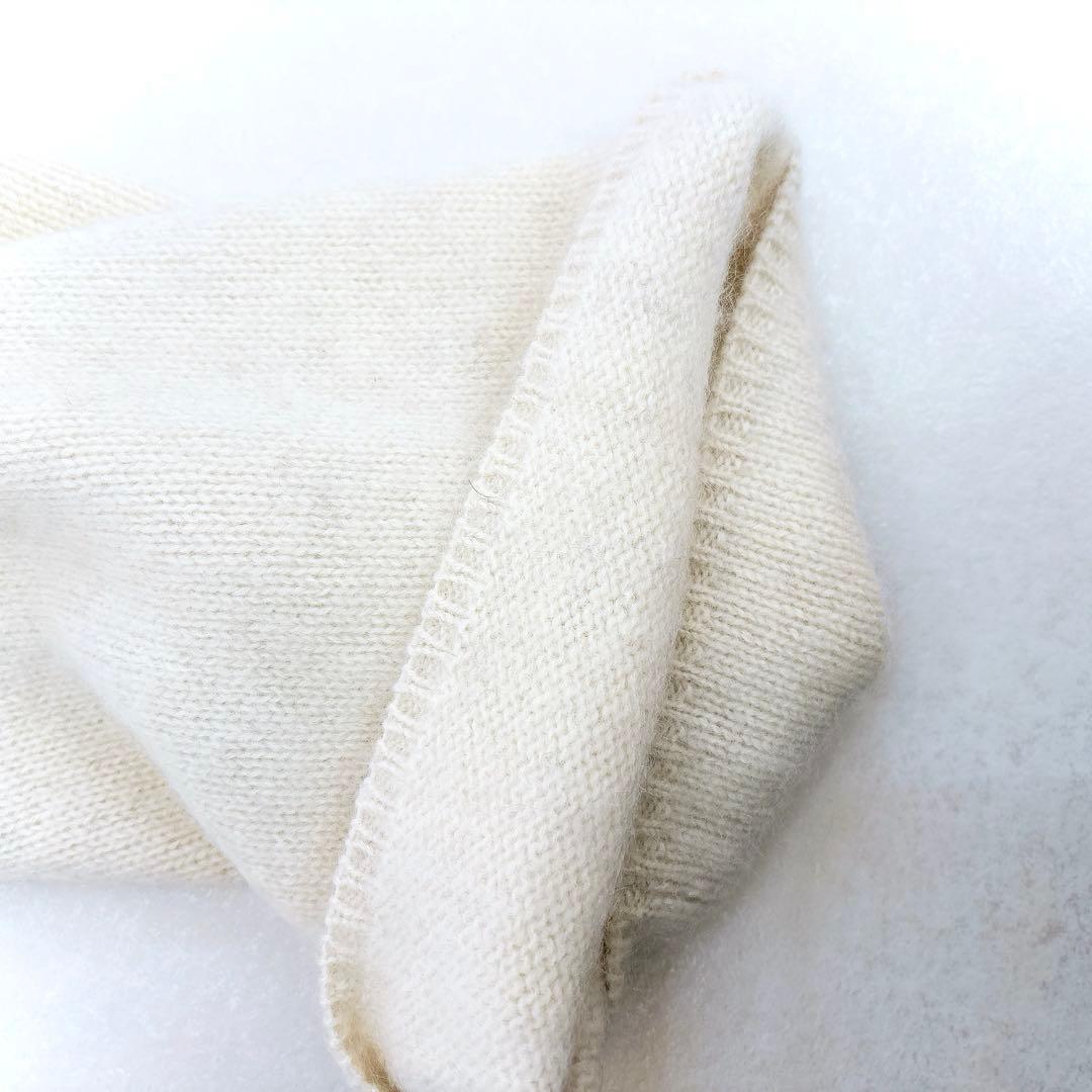 美品　ビアズリー　ホワイトヤクニットパンツ　ヤク100%
