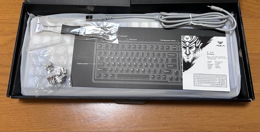 メカニカルゲーミングキーボード【EPOMAKER x AULA F99】