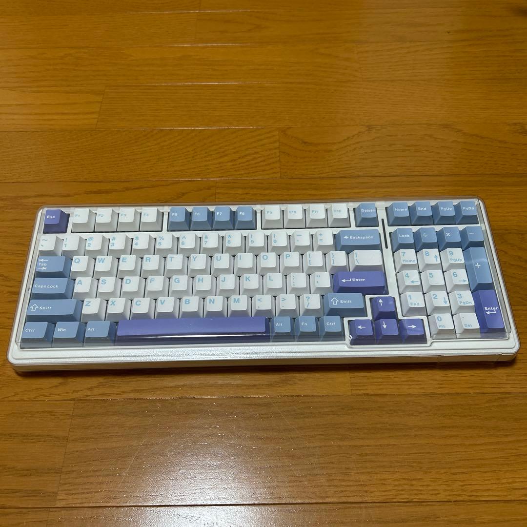 メカニカルゲーミングキーボード【EPOMAKER x AULA F99】