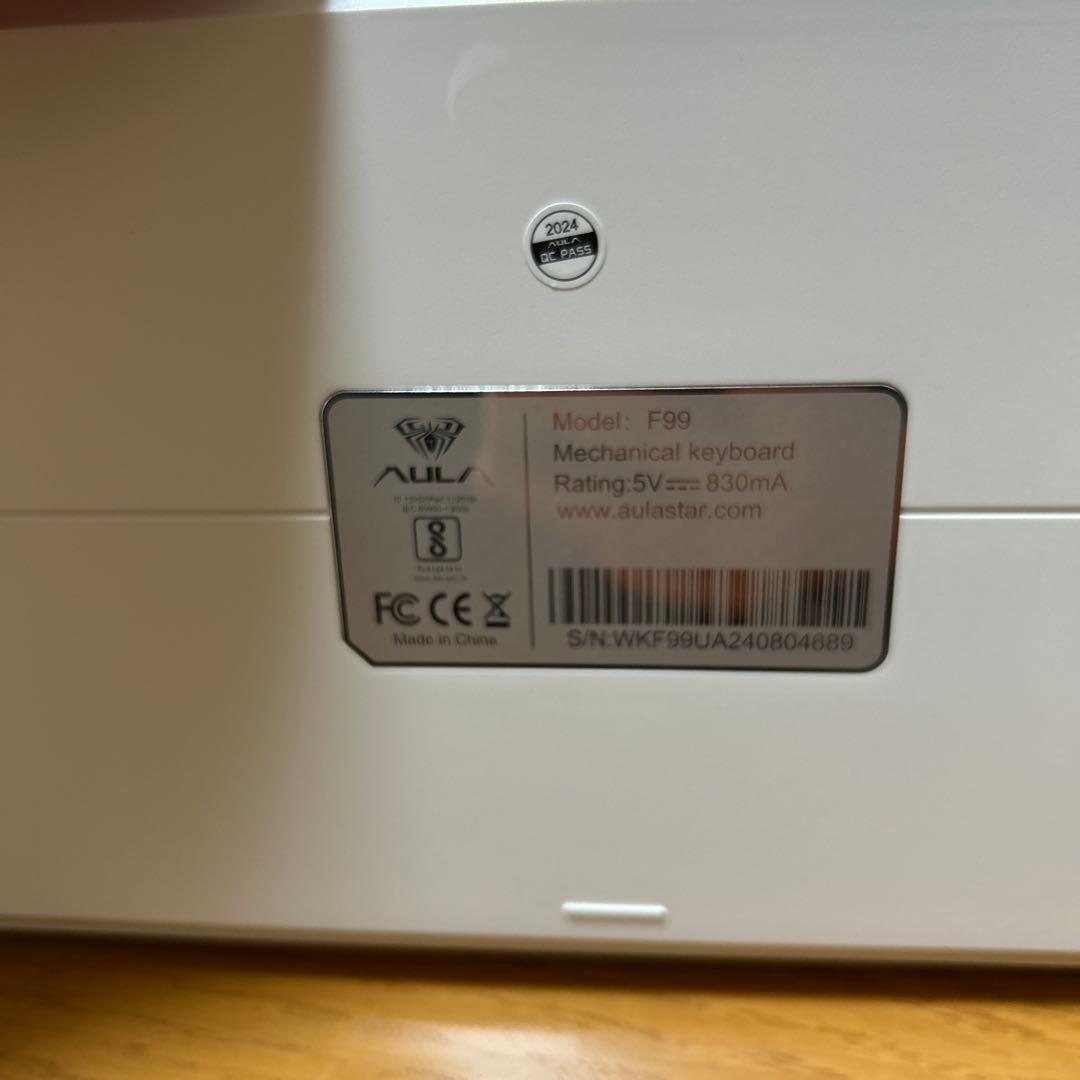 メカニカルゲーミングキーボード【EPOMAKER x AULA F99】