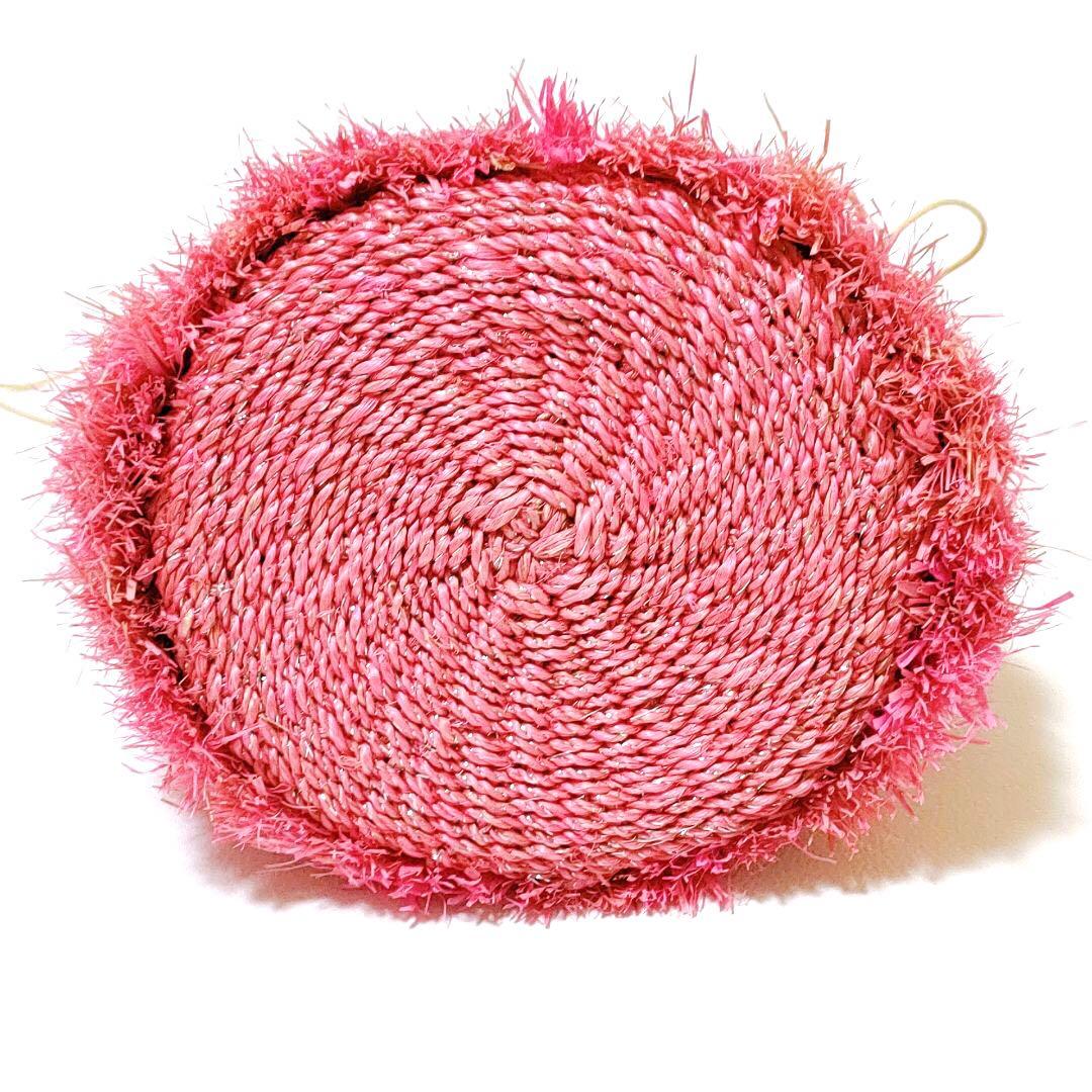 ①アルベルベロ / オレボレブラ フリンジかごバッグ 小ぶり ブタさん刺繍