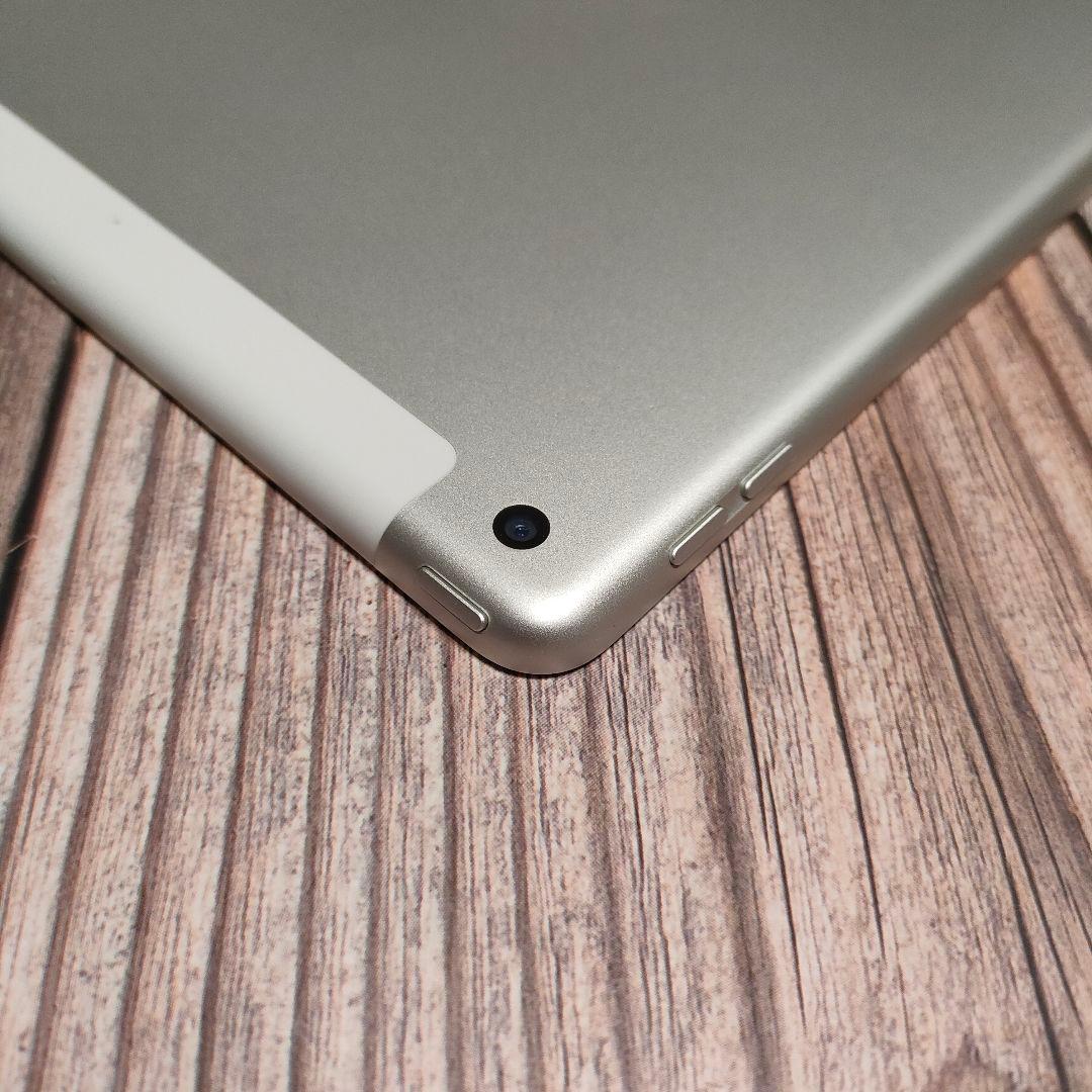 apple iPad 第8世代 32GB SIMフリー バッテリー97%超美品
